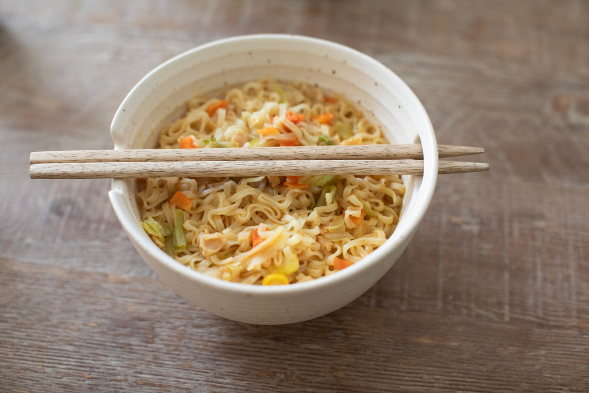 Ribbed Ceramic Speckled Ramen Bowl