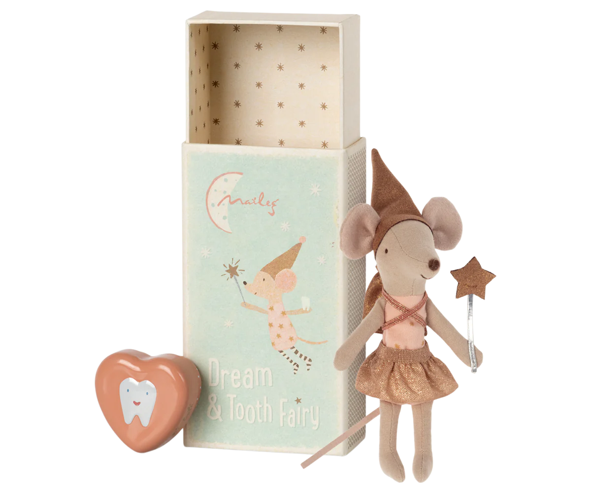 Tooth fairy mouse in matchbox-