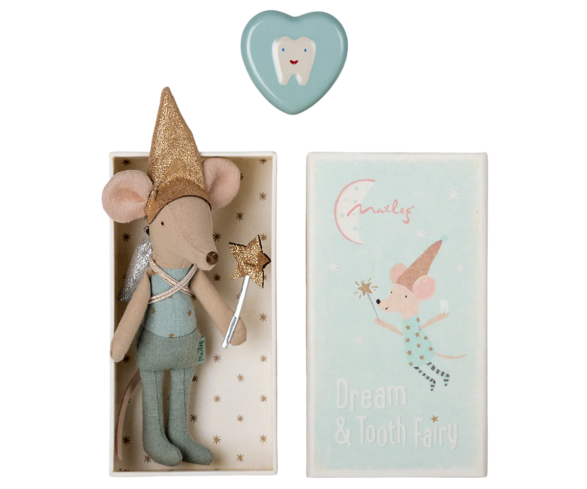 Tooth fairy mouse in matchbox-