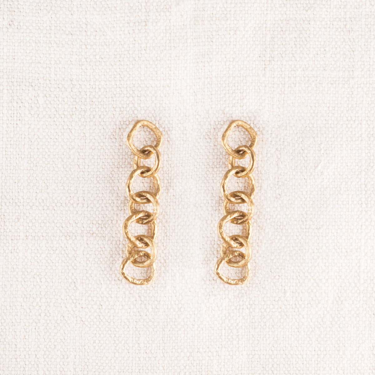 Hammered link Stud Earrings