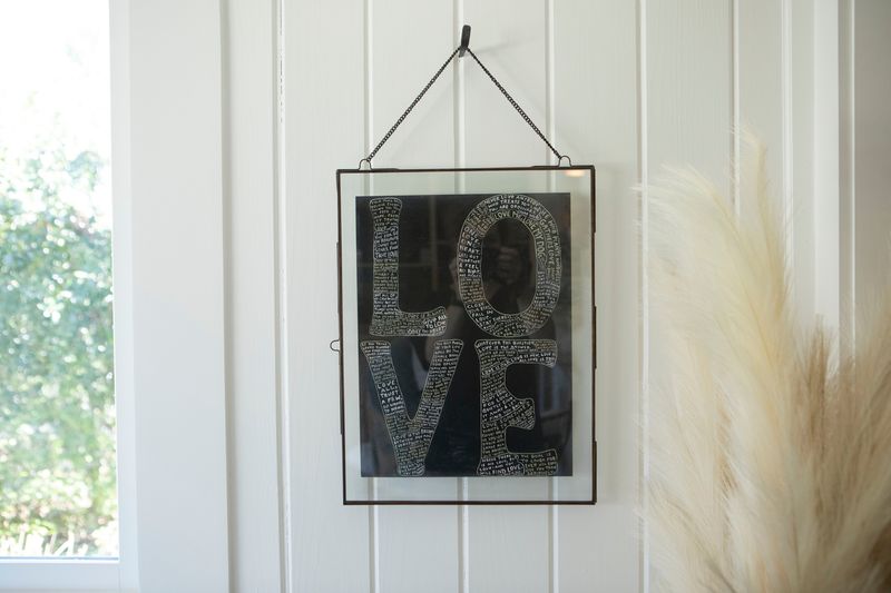 Zinc Hanging Frame 14.5x19 – Vertical w/ Chain