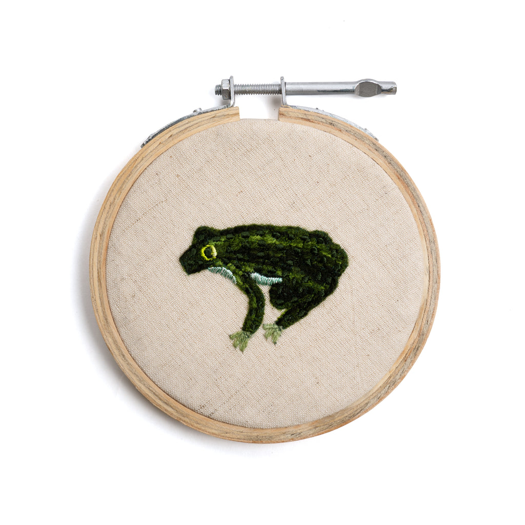 Frog Embroidery Hoop Collection - 4in