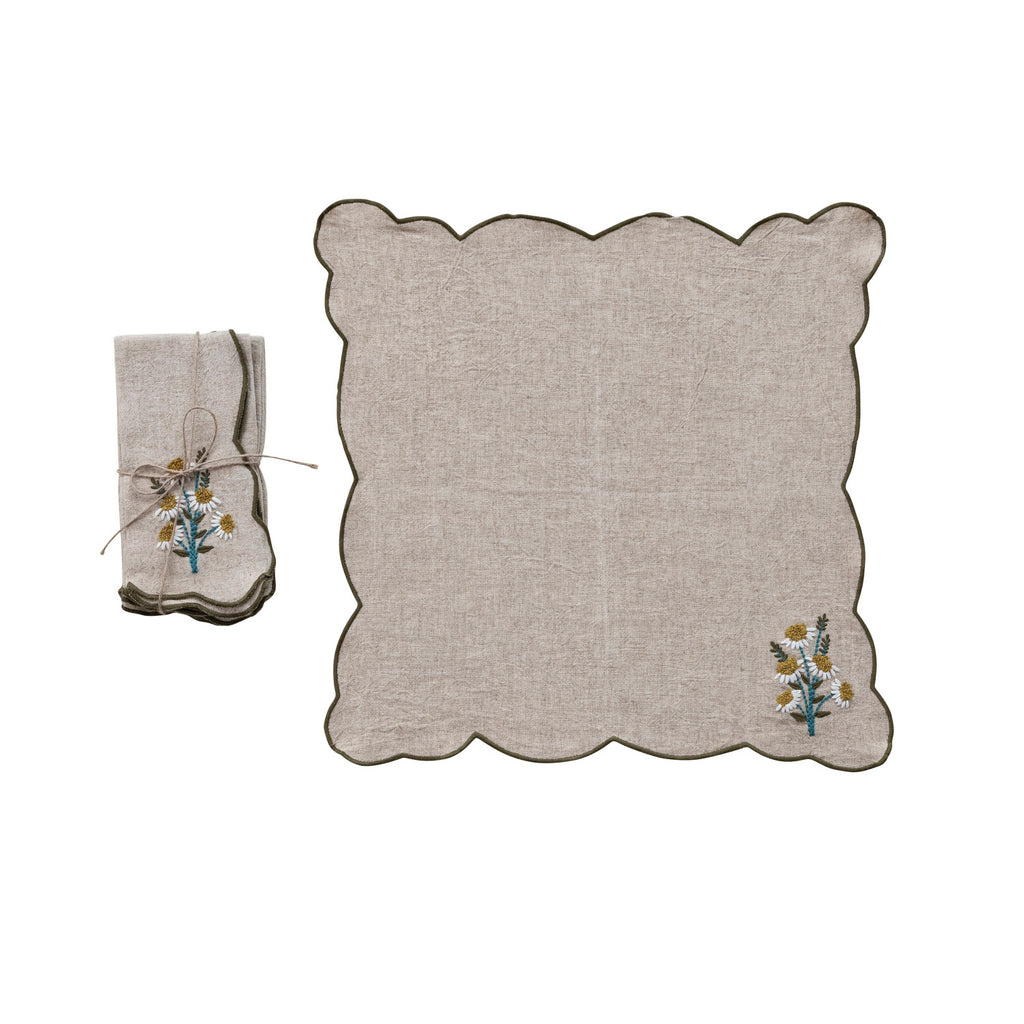 Scalloped Napkins with Contrasting Stitch, Set of 4